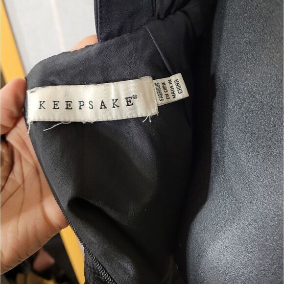 KEEPSAKE   - Picture 12 of 15